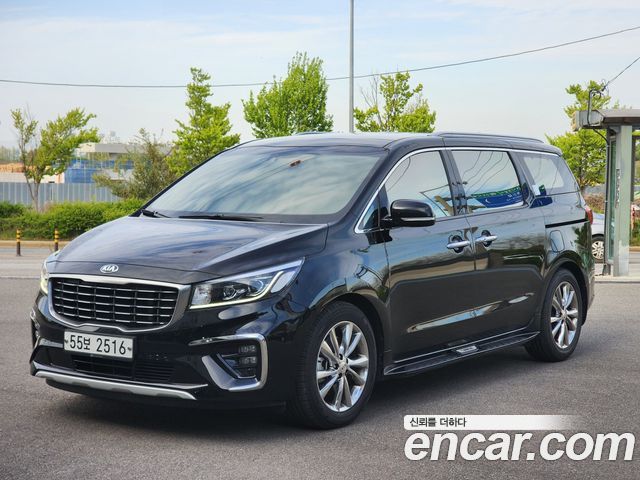Kia Canival 2019 — photo 2