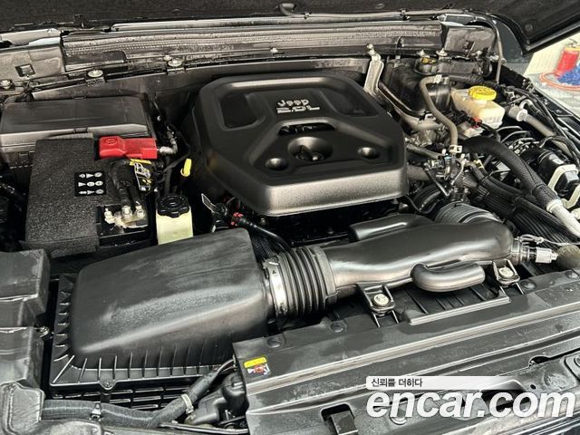 Jeep Wrangler 2021 — photo 5