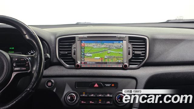Kia Sportage 2016 — photo 15
