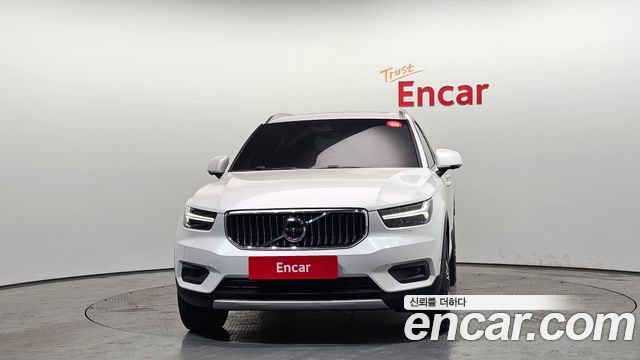 Volvo XC40 2020 — photo 3