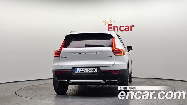 Volvo XC40 2020 — photo 4