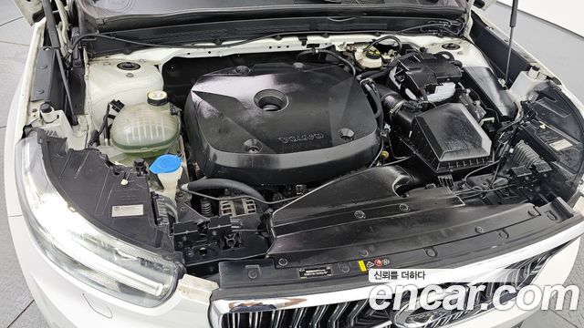 Volvo XC40 2020 — photo 6
