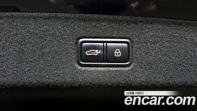 Kia K9 2019 — photo 16