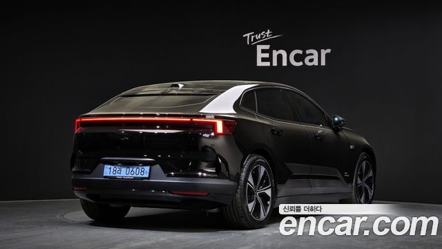 Polestar Polestar 4 2026 — photo 2