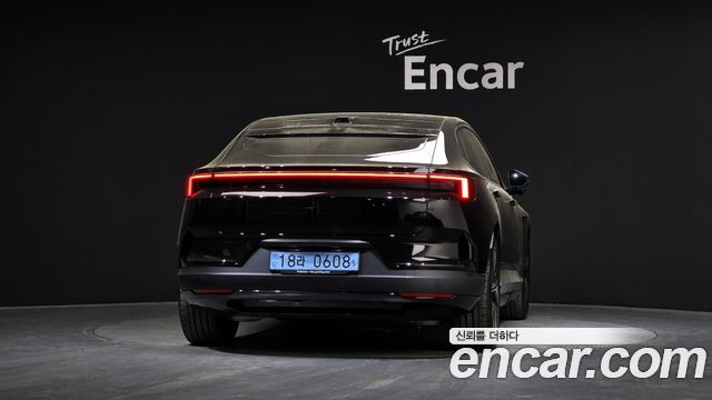 Polestar Polestar 4 2026 — photo 4