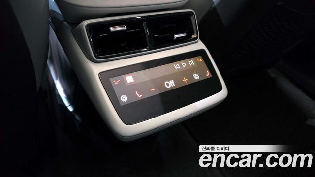 Polestar Polestar 4 2026 — photo 16