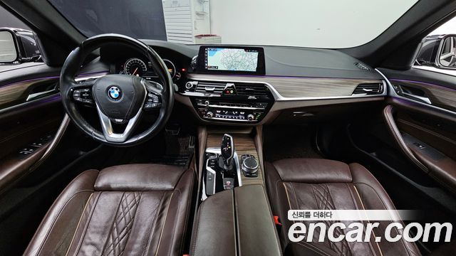 BMW 5-Series 2018 — photo 7