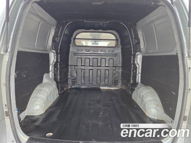 Hyundai Starex 2013 — photo 9