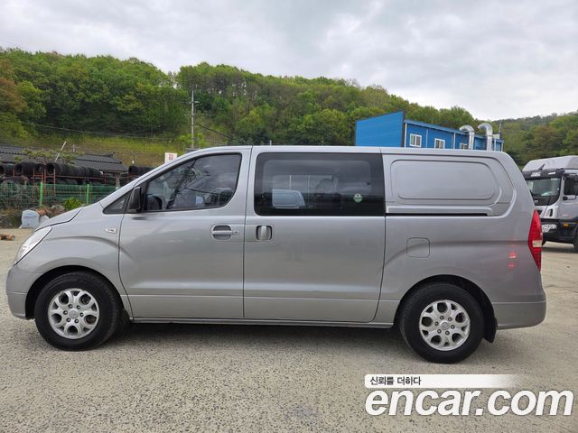 Hyundai Starex 2013 — photo 10