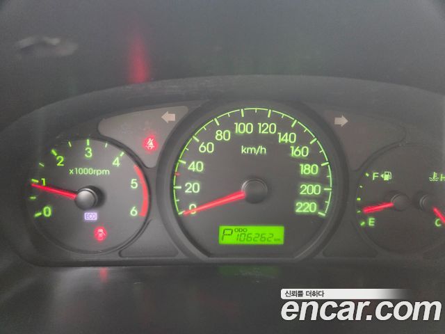 Hyundai Starex 2013 — photo 14