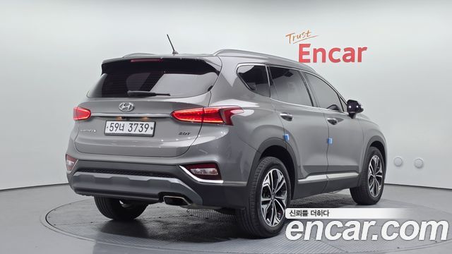 Hyundai Santafe 2019 — photo 2