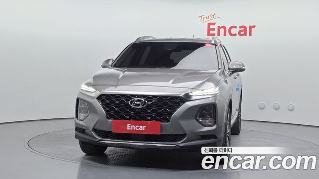 Hyundai Santafe 2019 — photo 3