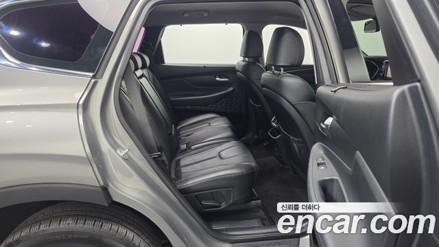 Hyundai Santafe 2019 — photo 11