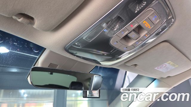 Genesis GV80 2020 — photo 24