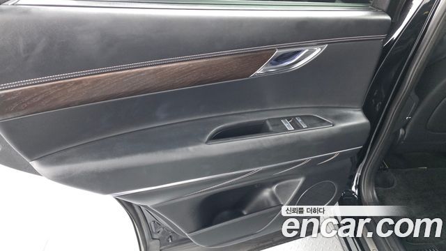 Genesis GV80 2020 — photo 15