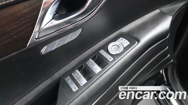 Genesis GV80 2020 — photo 30