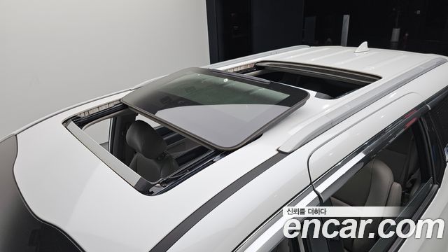 Kia Canival 2015 — photo 28
