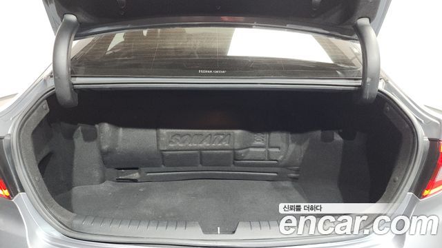 Hyundai Sonata 2015 — photo 18