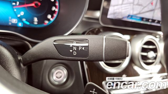 Mercedes-Benz GLC-Class 2020 — photo 9