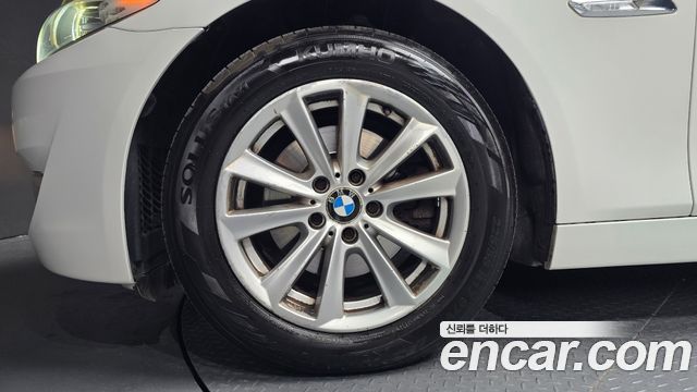BMW 5-Series 2013 — photo 5