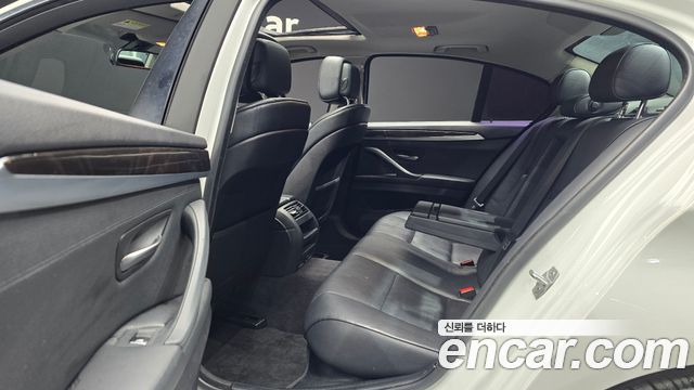BMW 5-Series 2013 — photo 12