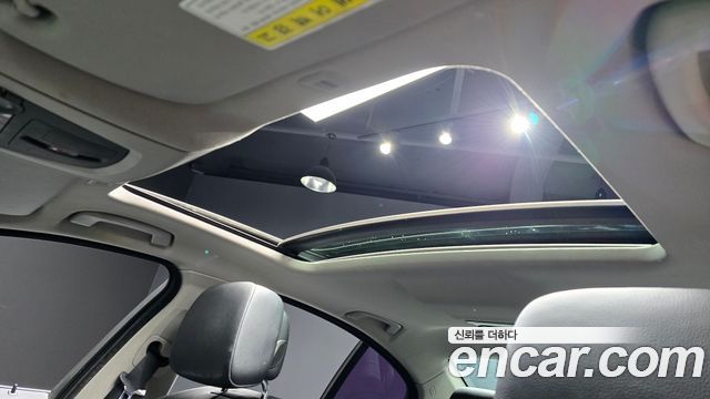 BMW 5-Series 2013 — photo 17