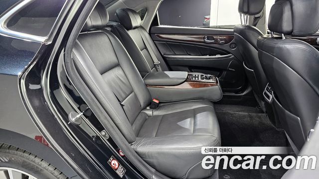 Hyundai Equus 2015 — photo 11