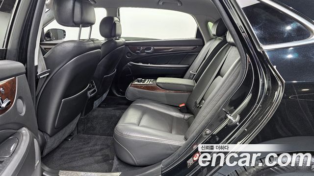 Hyundai Equus 2015 — photo 12