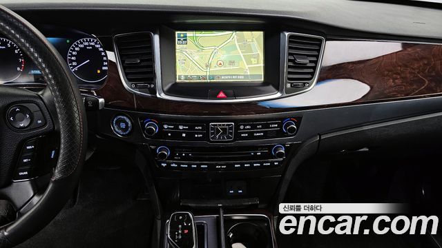 Hyundai Equus 2015 — photo 14