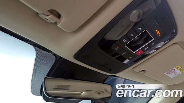 Kia Canival 2023 — photo 26