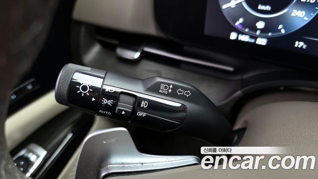 Kia Canival 2023 — photo 29