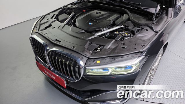 BMW 7-Series 2022 — photo 6