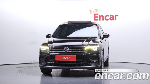 Volkswagen Tiguan 2018 — photo 3