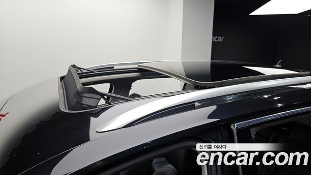 Volkswagen Tiguan 2018 — photo 16