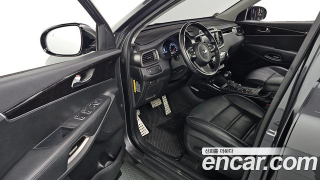 Kia Sorento 2015 — photo 13