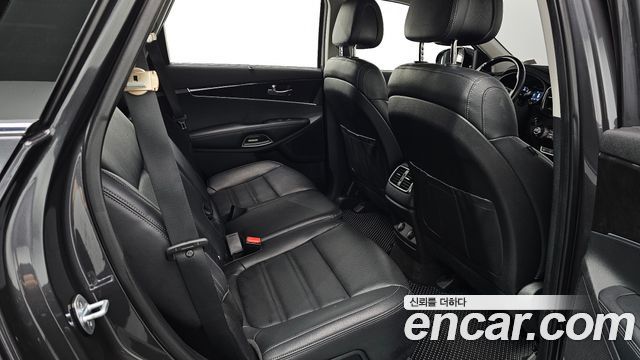 Kia Sorento 2015 — photo 18