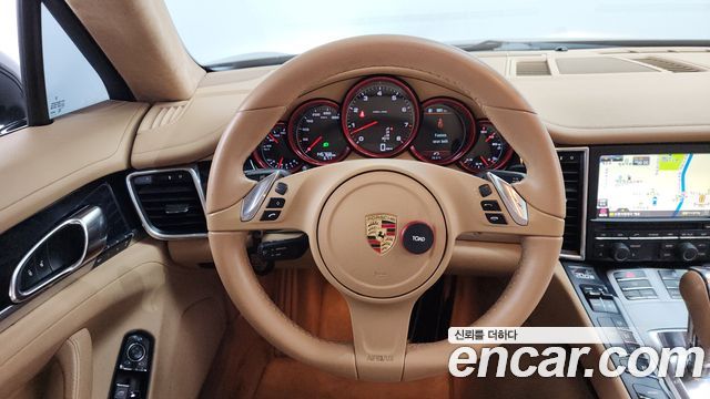 Porsche Panamera 2013 — photo 12