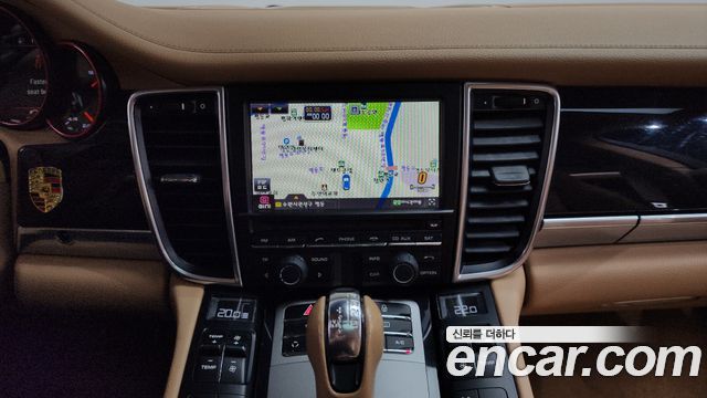 Porsche Panamera 2013 — photo 13