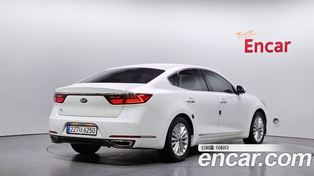 Kia K7 2017 — photo 2