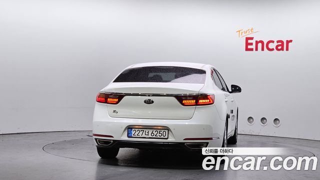 Kia K7 2017 — photo 4