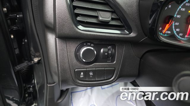 Chevrolet Korea Spark 2017 — photo 14