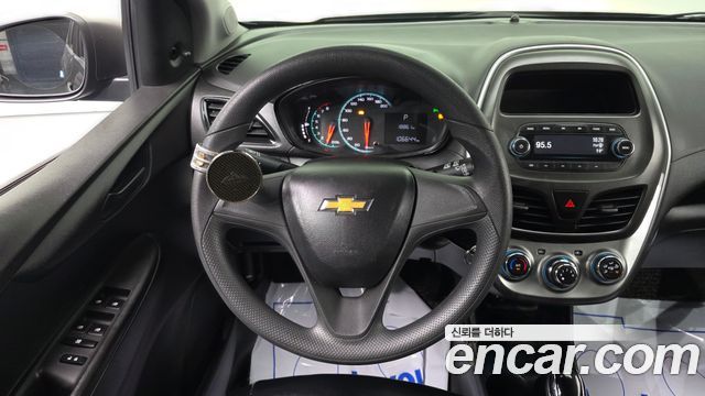 Chevrolet Korea Spark 2017 — photo 15