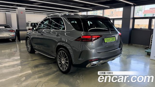 Mercedes-Benz GLE-Class 2025 — photo 4