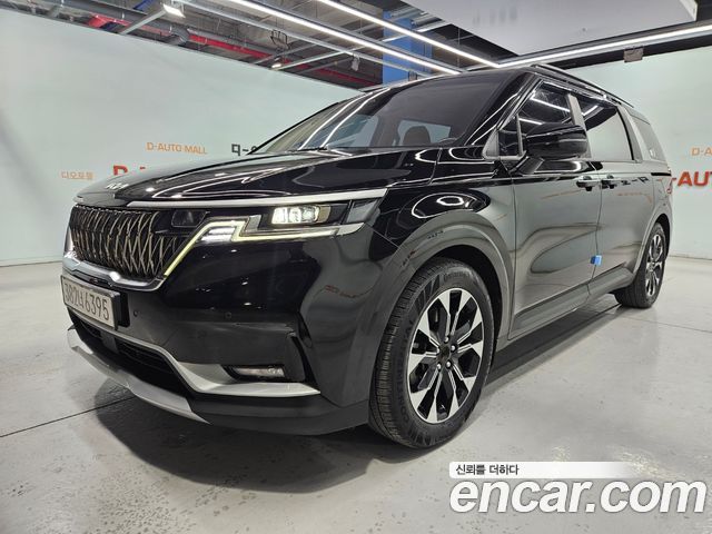 Kia Canival 2023 — photo 3