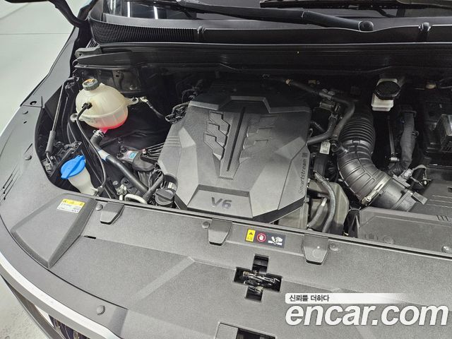 Kia Canival 2023 — photo 7