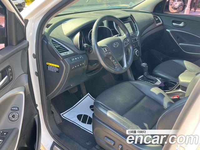 Hyundai Santafe 2016 — photo 9