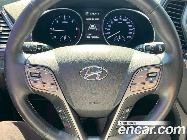 Hyundai Santafe 2016 — photo 12