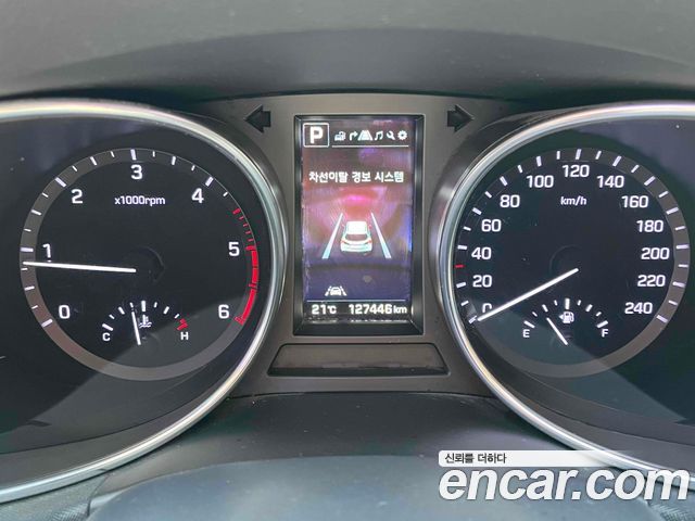 Hyundai Santafe 2016 — photo 13