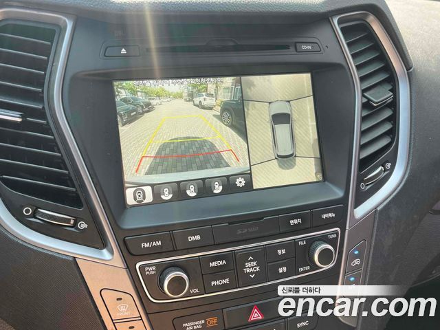 Hyundai Santafe 2016 — photo 17