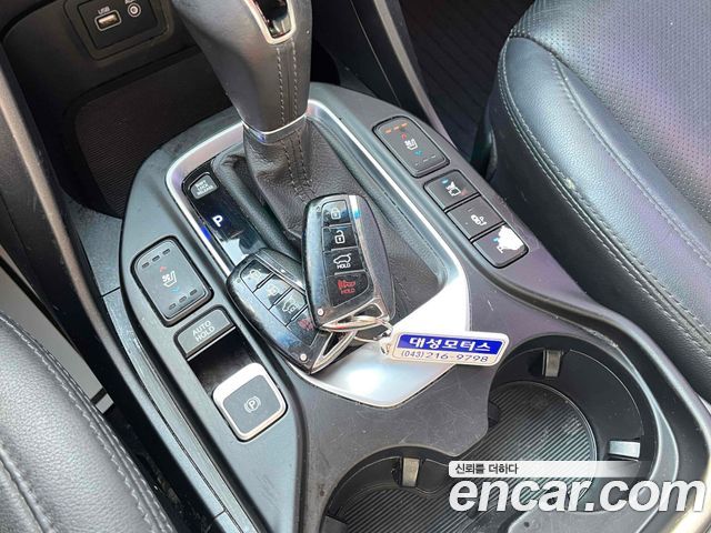 Hyundai Santafe 2016 — photo 18
